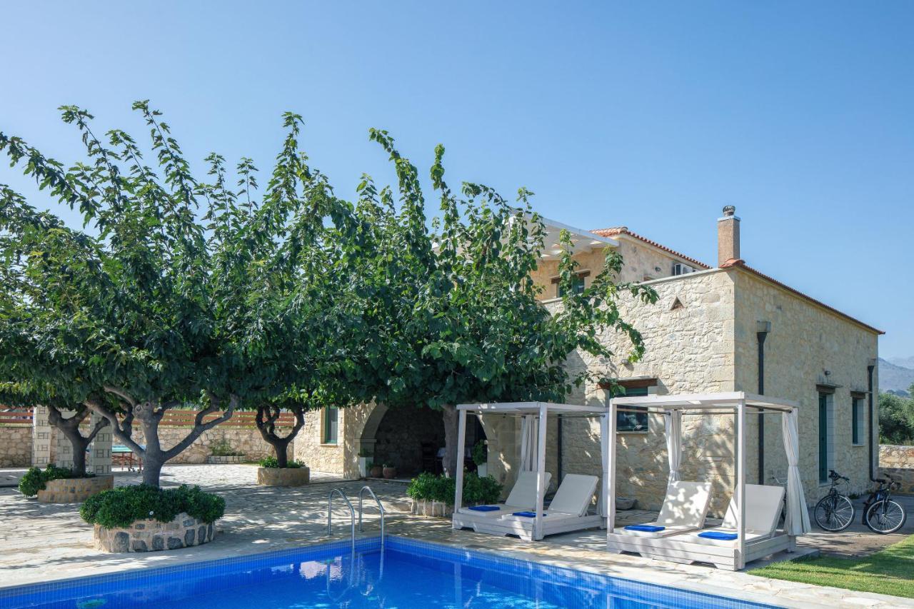 Villa Pinelopi Asprouliánoi Exterior photo